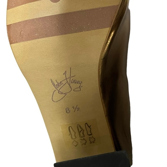 John Fluevog Tasty Vogs Lucienne Two-Tone Mod Pump Women Size 8.5 - Picture 12 of 12